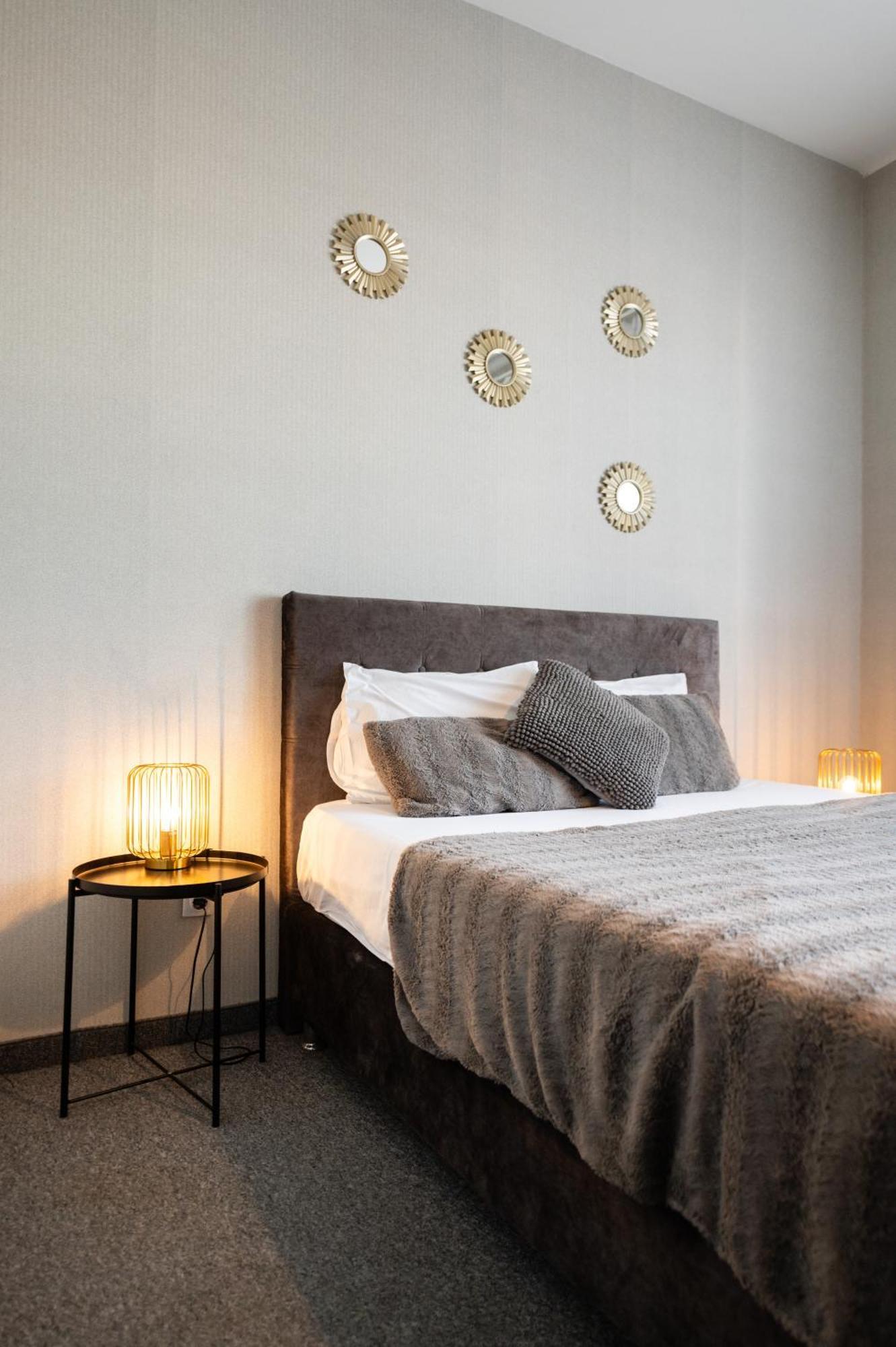 בלגרד Central Square Apartments מראה חיצוני תמונה