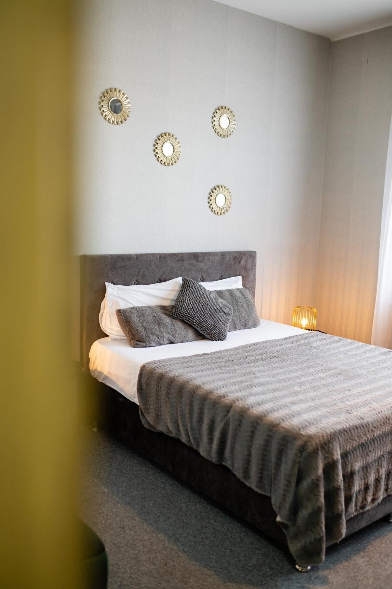 בלגרד Central Square Apartments מראה חיצוני תמונה
