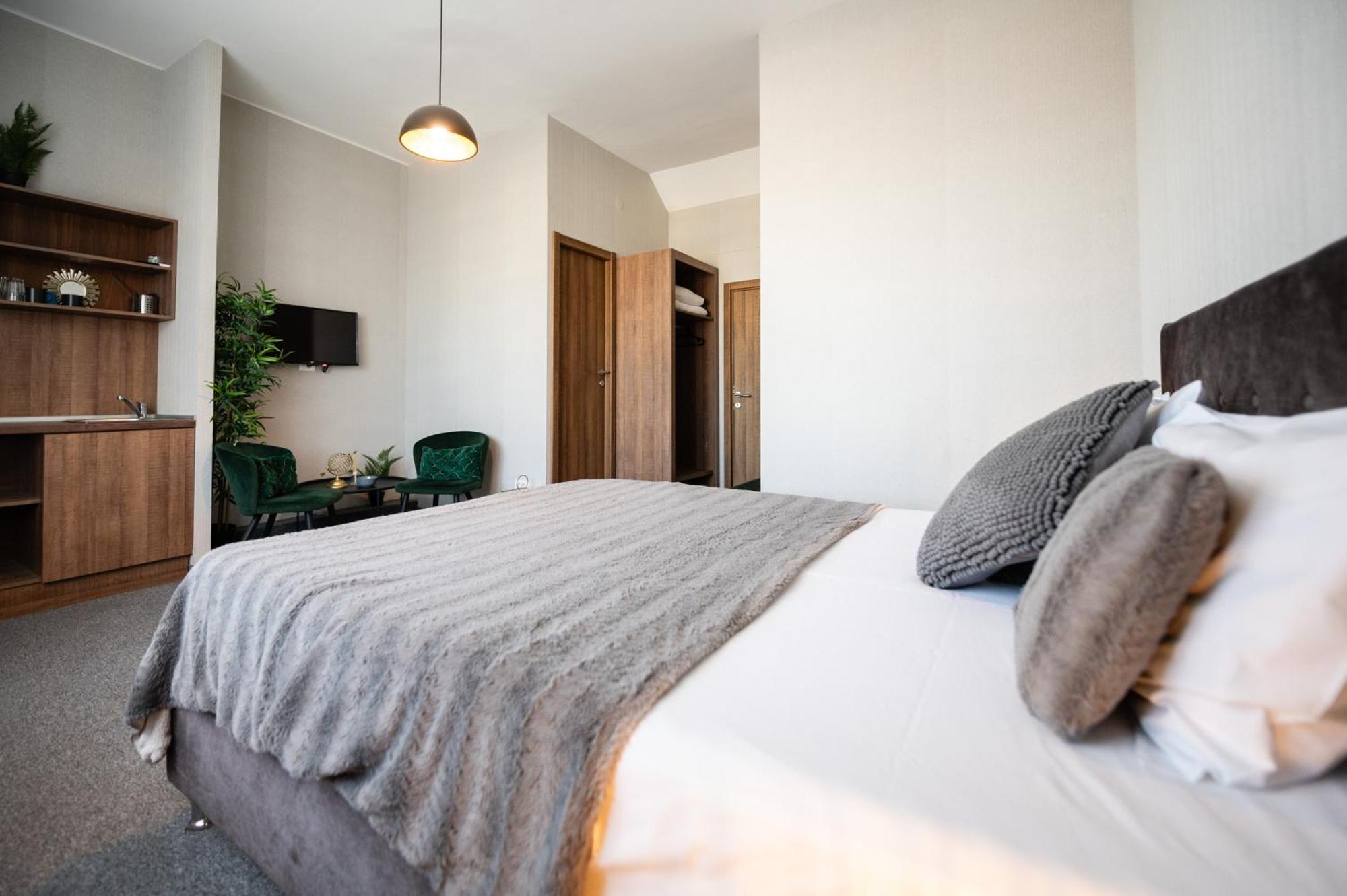 בלגרד Central Square Apartments מראה חיצוני תמונה